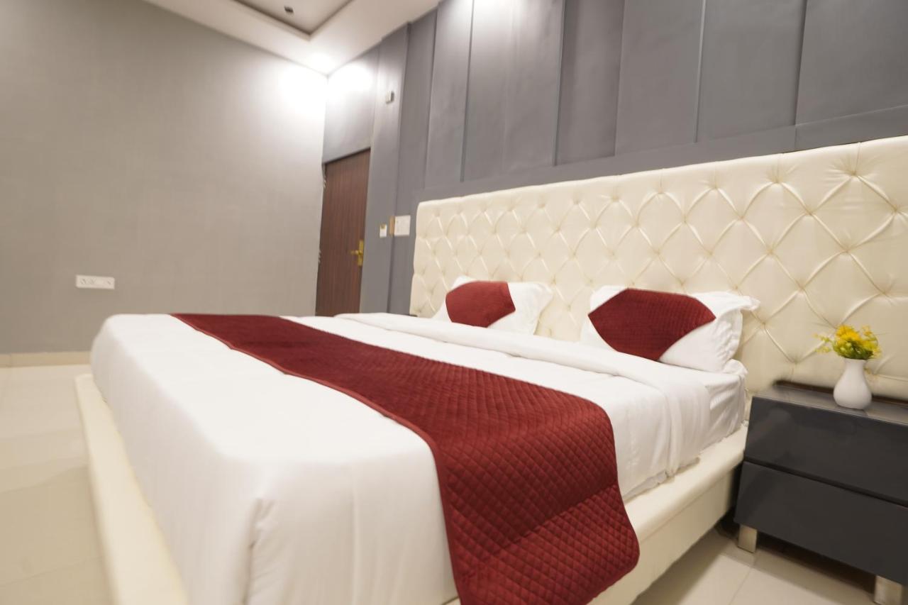 Yanela - Hotel The Connaught House جايبور المظهر الخارجي الصورة