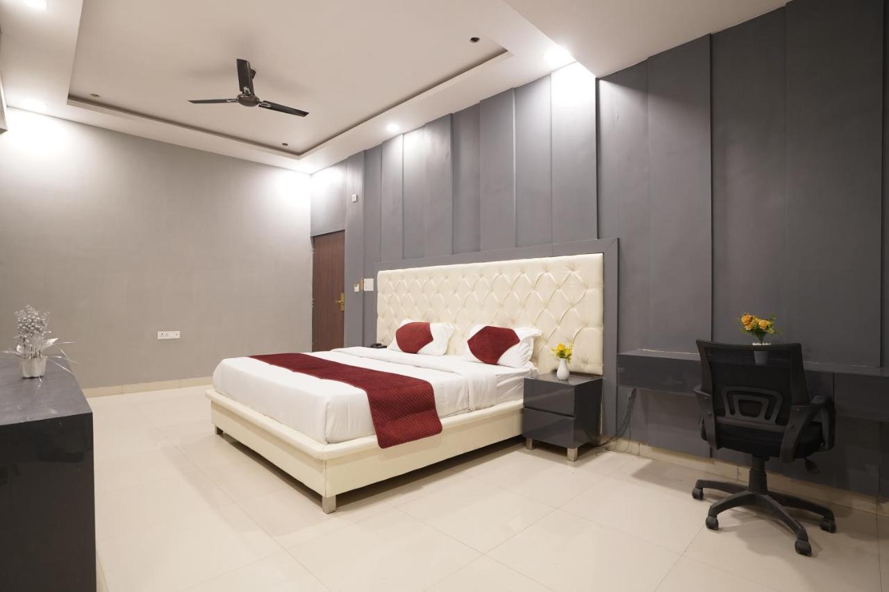 Yanela - Hotel The Connaught House جايبور المظهر الخارجي الصورة