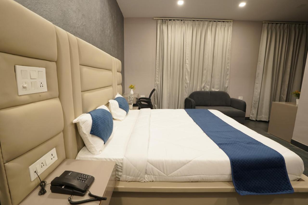 Yanela - Hotel The Connaught House جايبور المظهر الخارجي الصورة