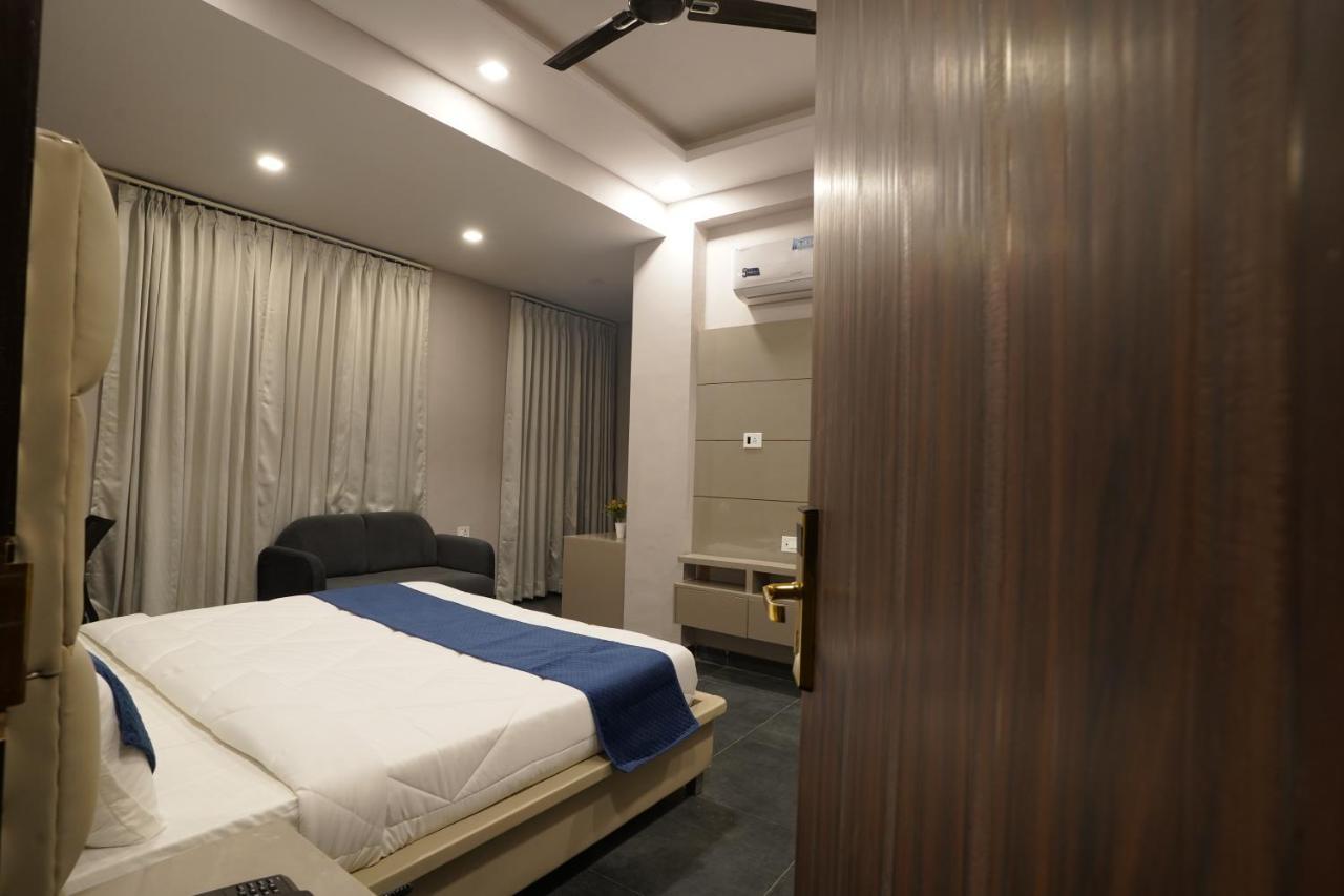 Yanela - Hotel The Connaught House جايبور المظهر الخارجي الصورة